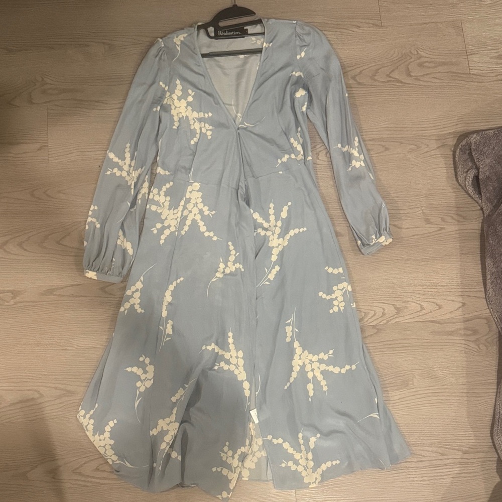 Realisation Par Light Blue Floral Long Sleeve Wrap Midi Dress size S